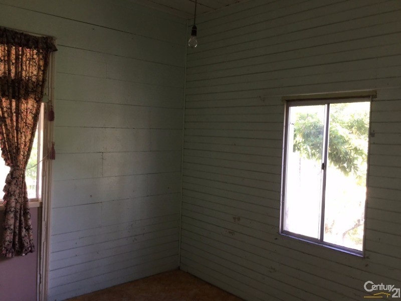 80 Powell Street, Bowen QLD 4805