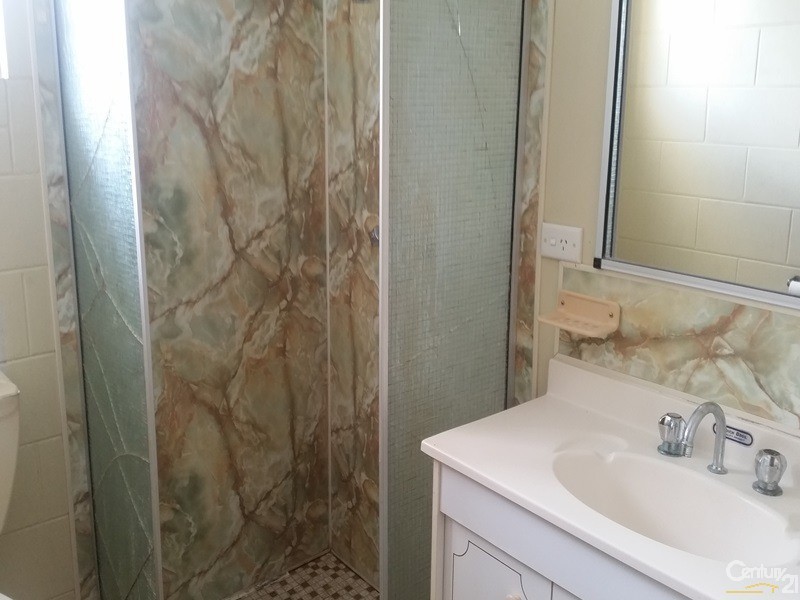 4/4 Dalrymple Street, Bowen QLD 4805