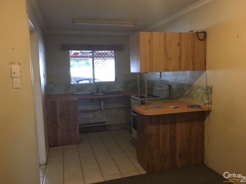 4/4 Dalrymple Street, Bowen QLD 4805