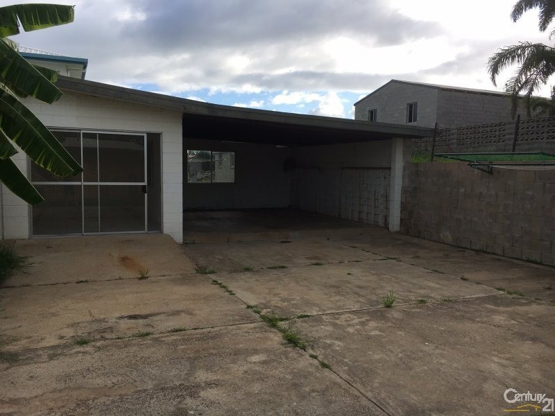 13 Casuarina Street, Bowen QLD 4805