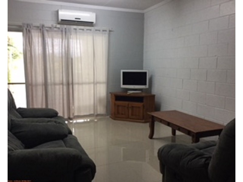 1/10 Nona Street, Bowen QLD 4805