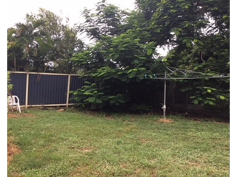 1/10 Nona Street, Bowen QLD 4805