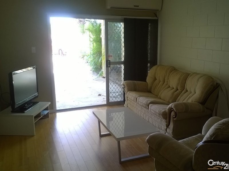 2/10 Nona Street, Bowen QLD 4805