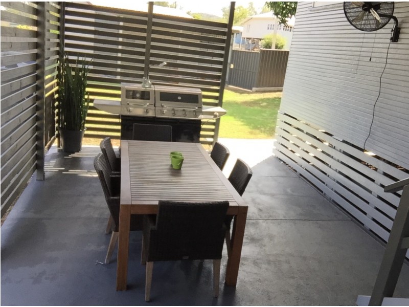 1 Gralton Street, Collinsville QLD 4804