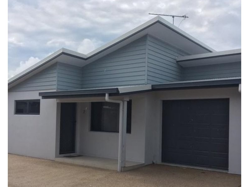 2/31 St Kilda Street, Bowen QLD 4805