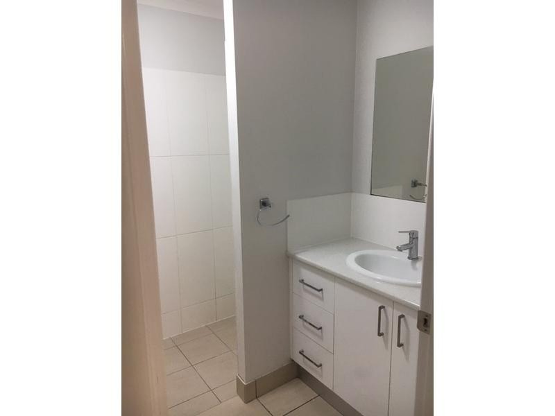 2/31 St Kilda Street, Bowen QLD 4805