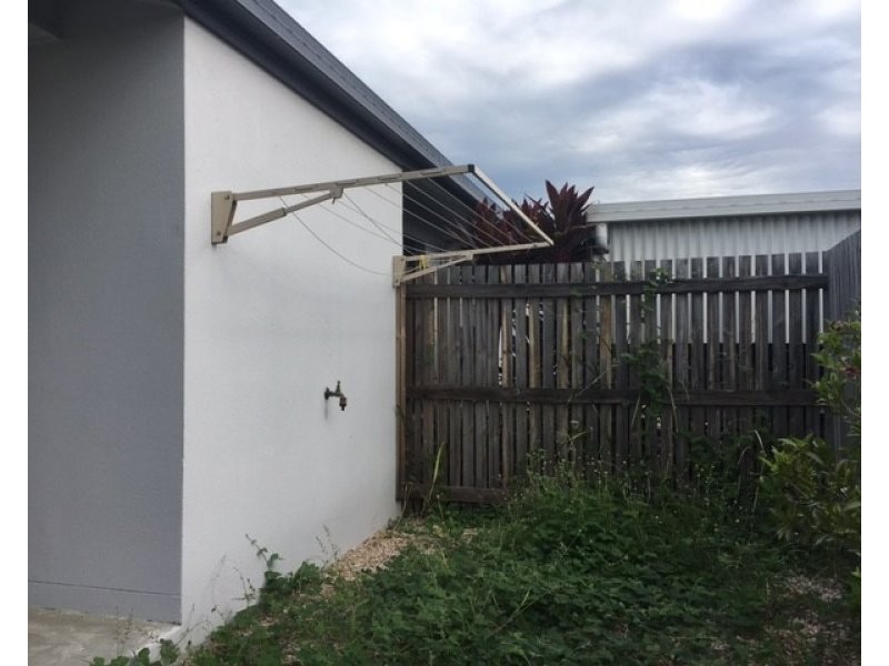 2/31 St Kilda Street, Bowen QLD 4805