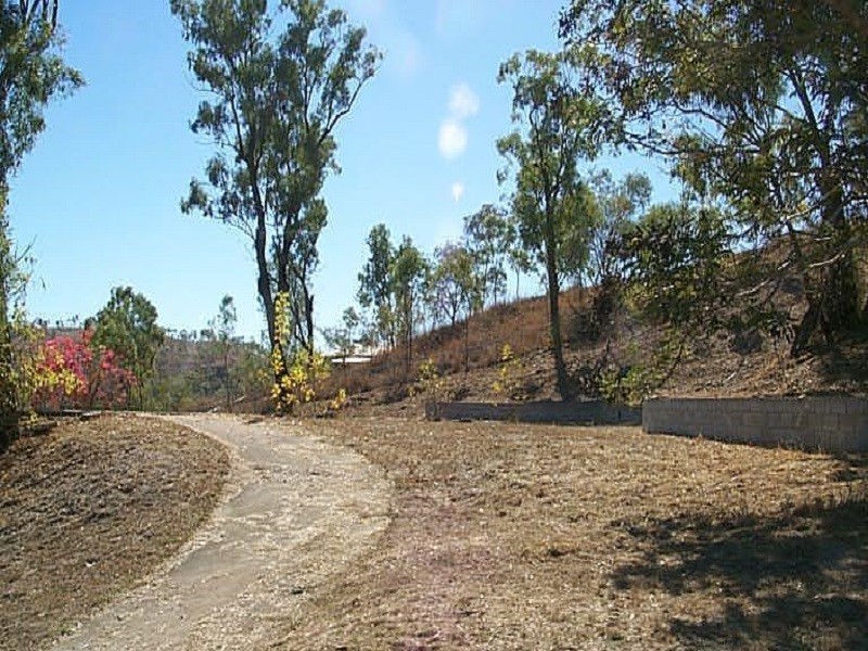 3 Logan Street, Collinsville QLD 4804