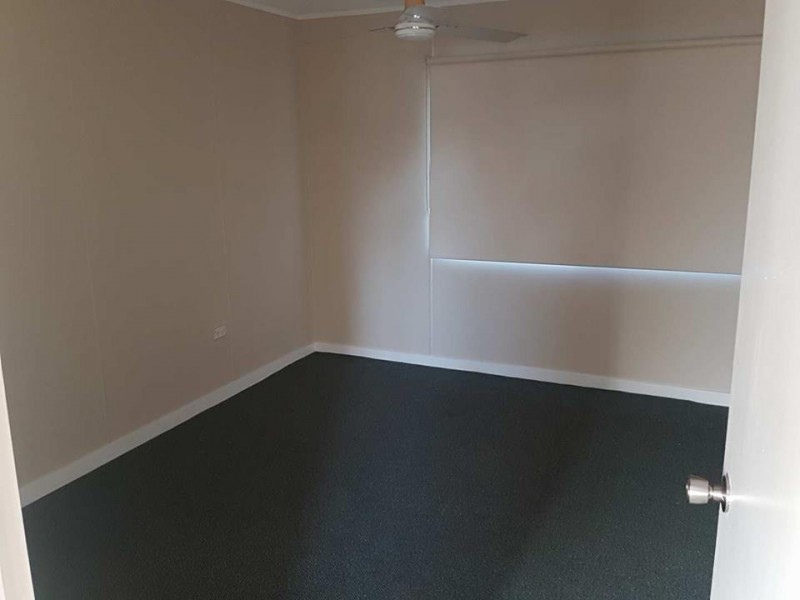 60 Ninth Avenue, Scottville QLD 4804