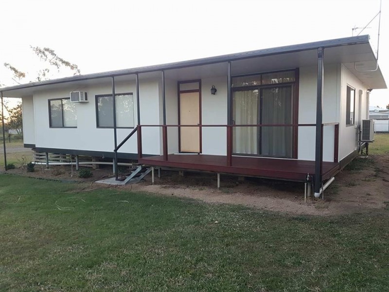 60 Ninth Avenue, Scottville QLD 4804