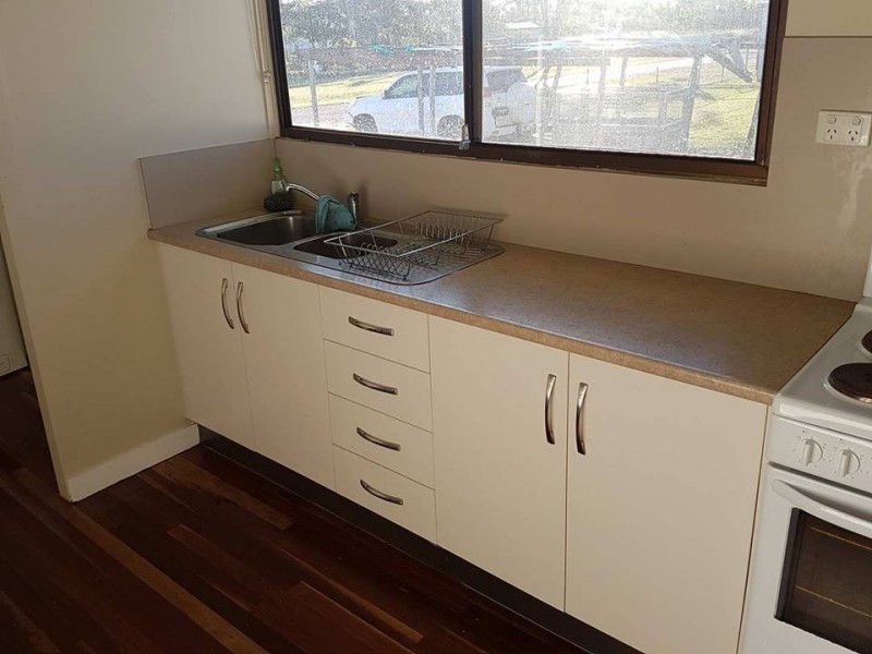 60 Ninth Avenue, Scottville QLD 4804