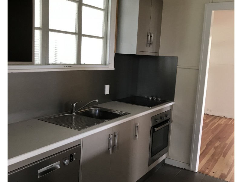 22 Third Avenue, Scottville QLD 4804