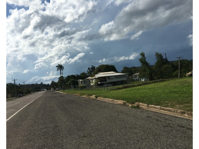 16 Conway Street, Collinsville QLD 4804