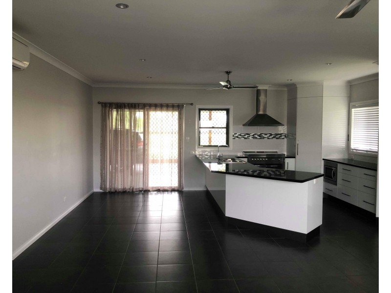 19 Shrubsole Street, Collinsville QLD 4804