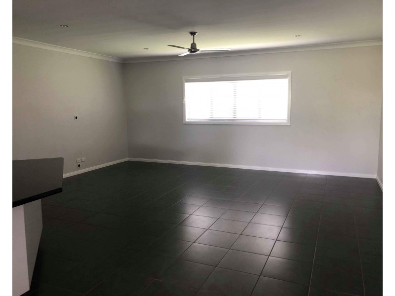 19 Shrubsole Street, Collinsville QLD 4804