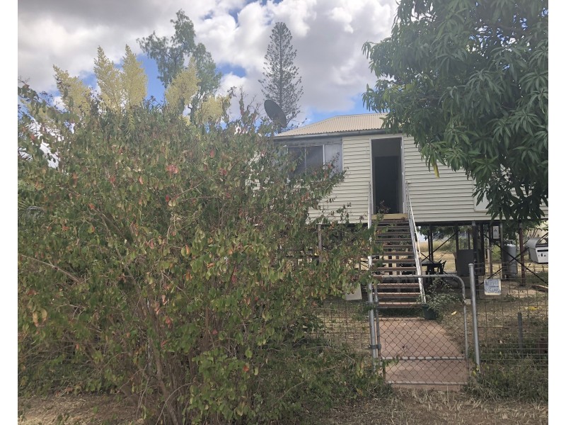 56 Eleventh Avenue, Scottville QLD 4804