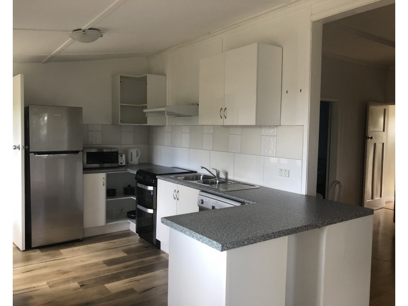 56 Eleventh Avenue, Scottville QLD 4804