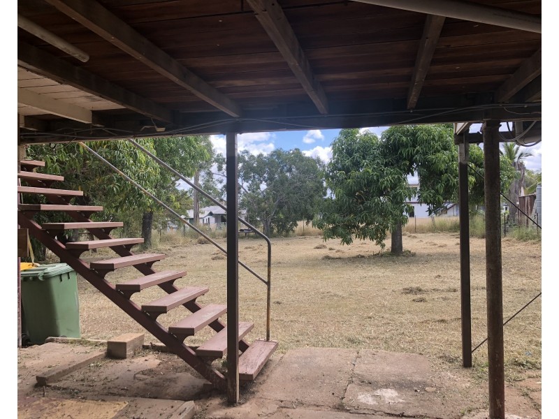 56 Eleventh Avenue, Scottville QLD 4804