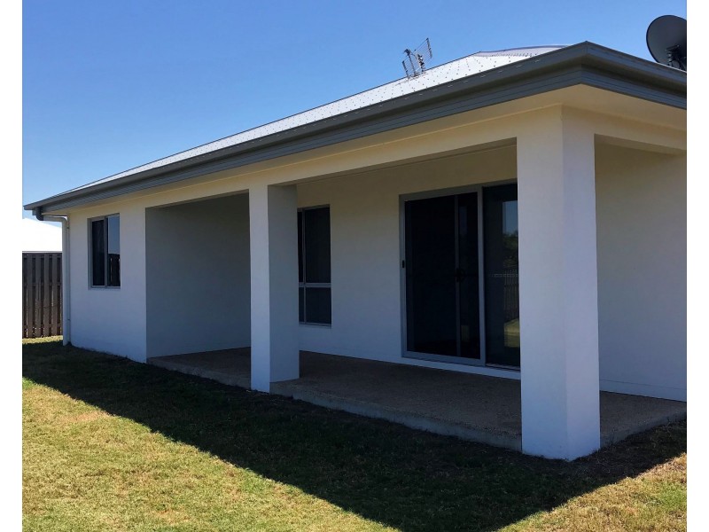 13 Duke Street, Bowen QLD 4805
