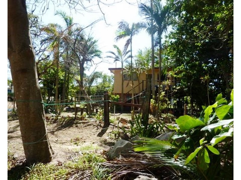 2 Casuarina Street, Bowen QLD 4805