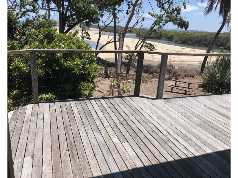 2 Casuarina Street, Bowen QLD 4805