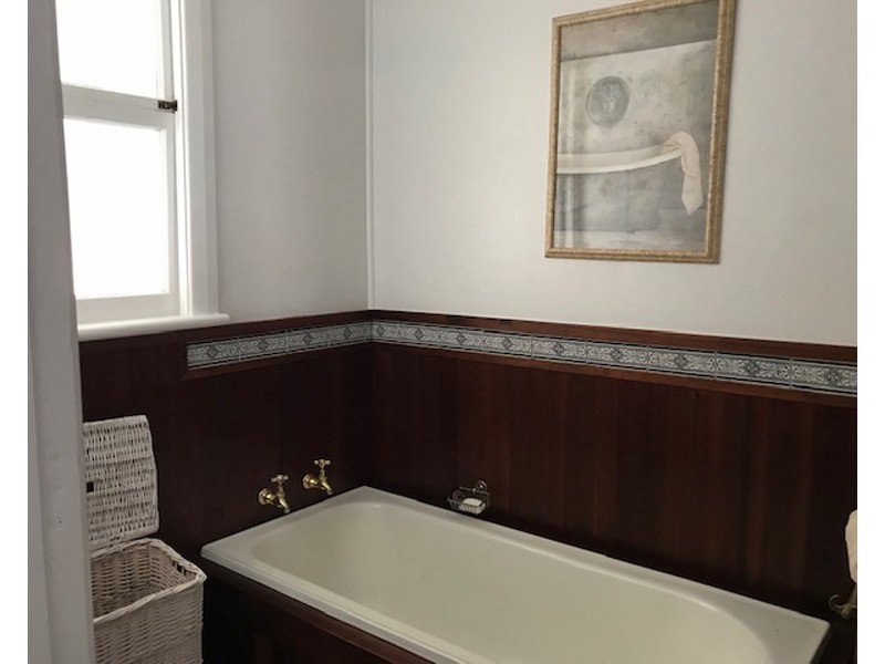 169 Mount Nutt, Bowen QLD 4805