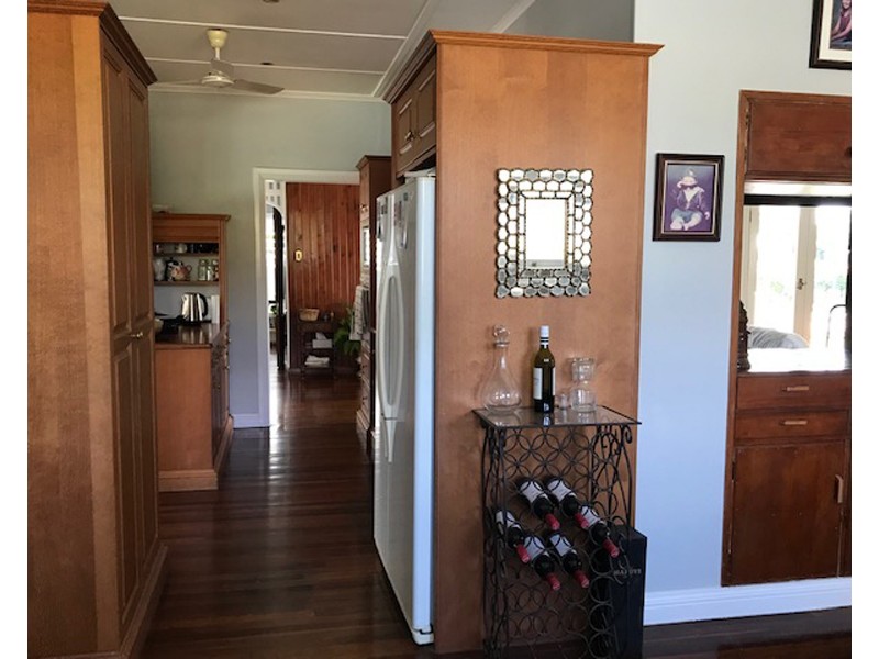 169 Mount Nutt, Bowen QLD 4805