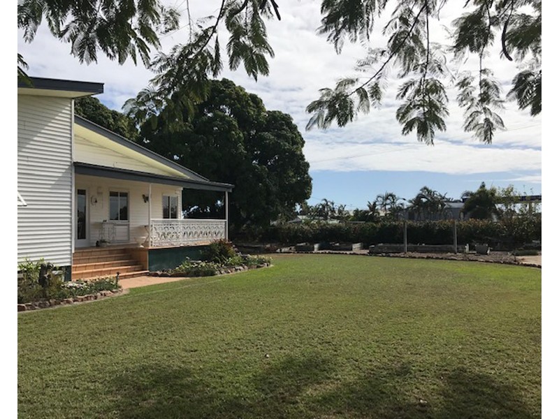 169 Mount Nutt, Bowen QLD 4805