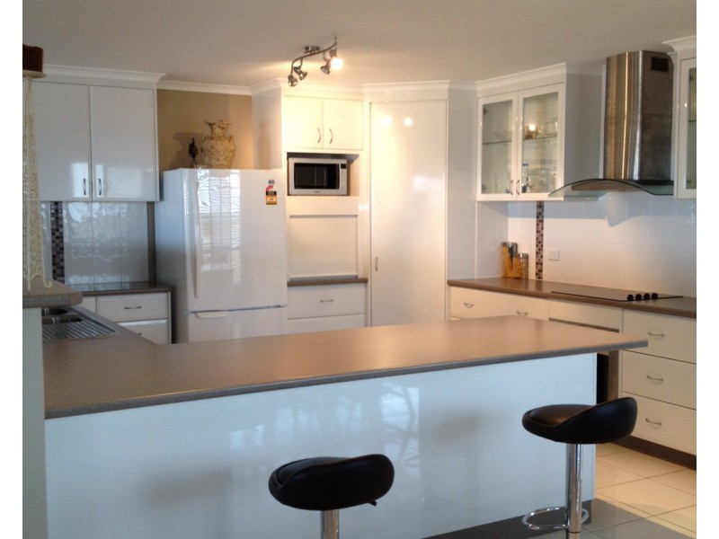 9 Bayside Court, Bowen QLD 4805