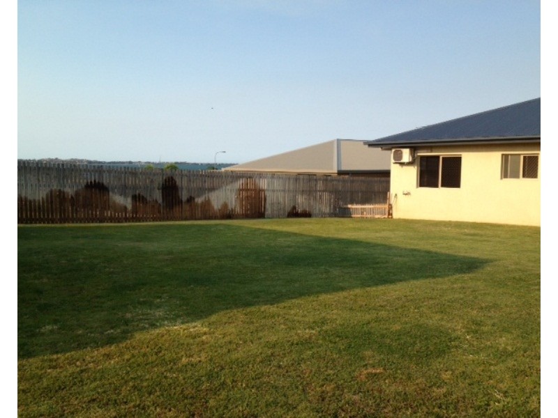 9 Bayside Court, Bowen QLD 4805