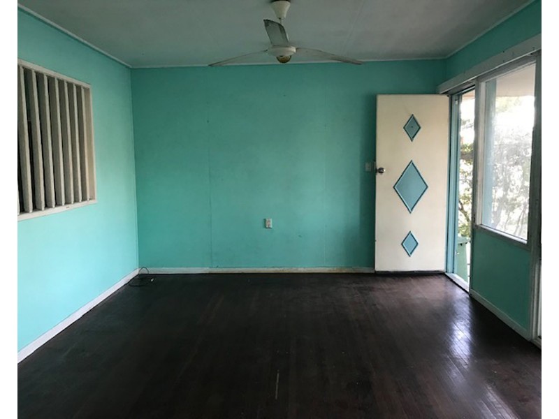 28 Livingstone Street, Bowen QLD 4805