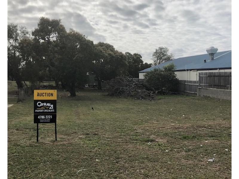 26 Livingstone Street, Bowen QLD 4805