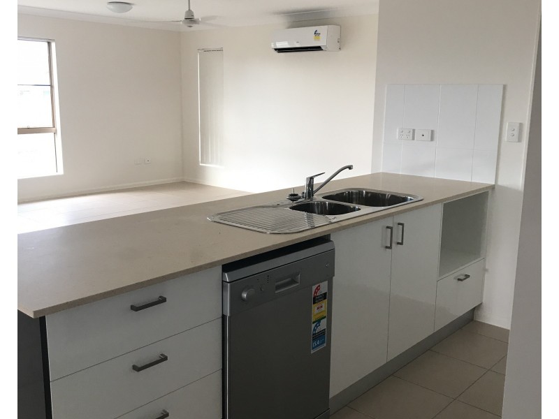 14 Baker Street, Bowen QLD 4805