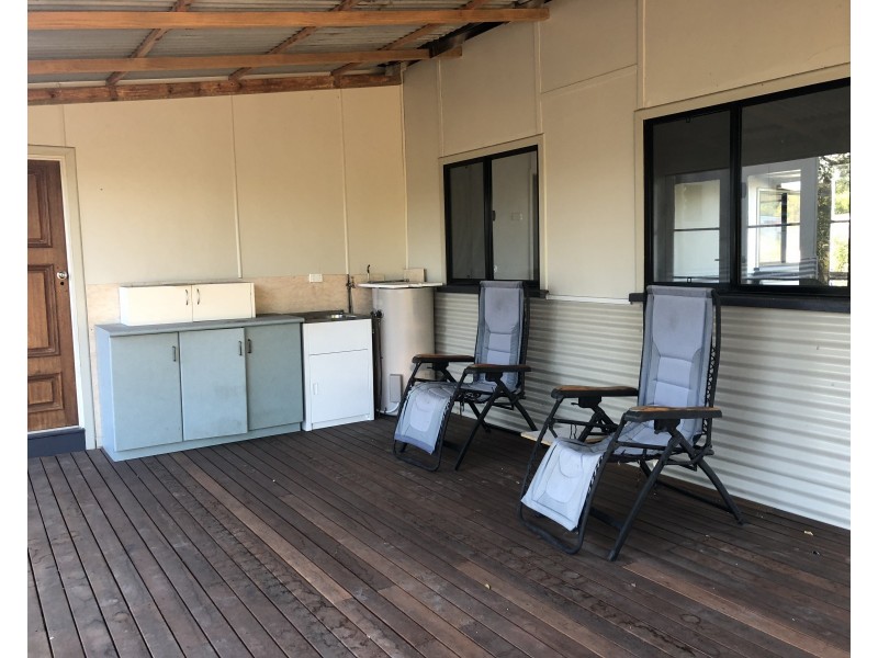 5  Doonan Street, Collinsville QLD 4804