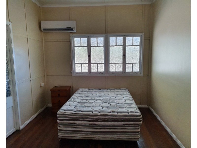 1 Pelican Street, Collinsville QLD 4804