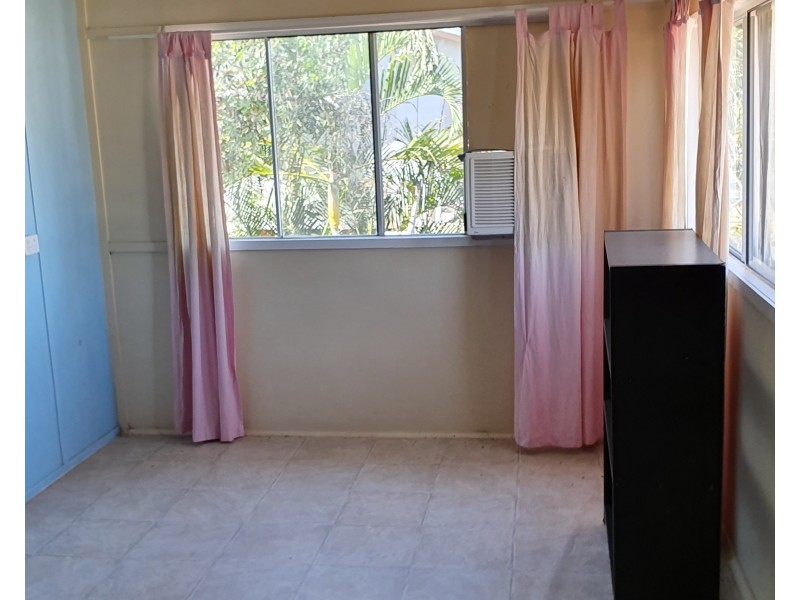 36 Third Avenue, Scottville QLD 4804