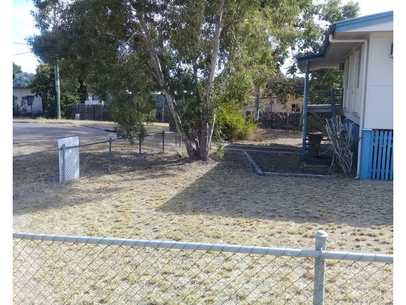 1 Cunningham Street, Collinsville QLD 4804