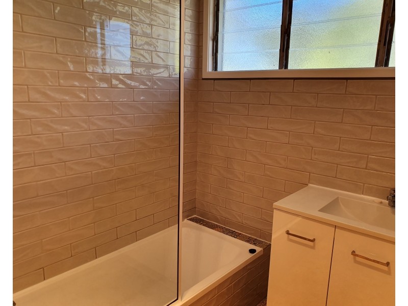 5 Murphy Street, Collinsville QLD 4804