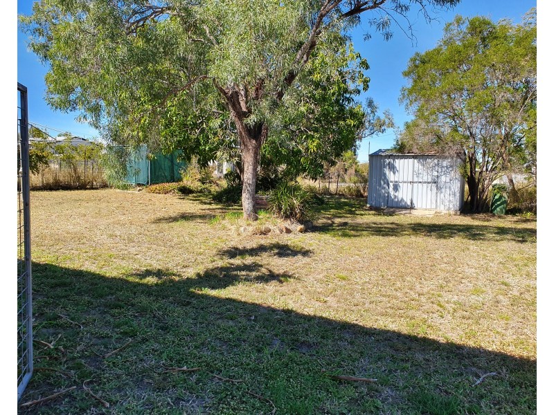 5 Murphy Street, Collinsville QLD 4804