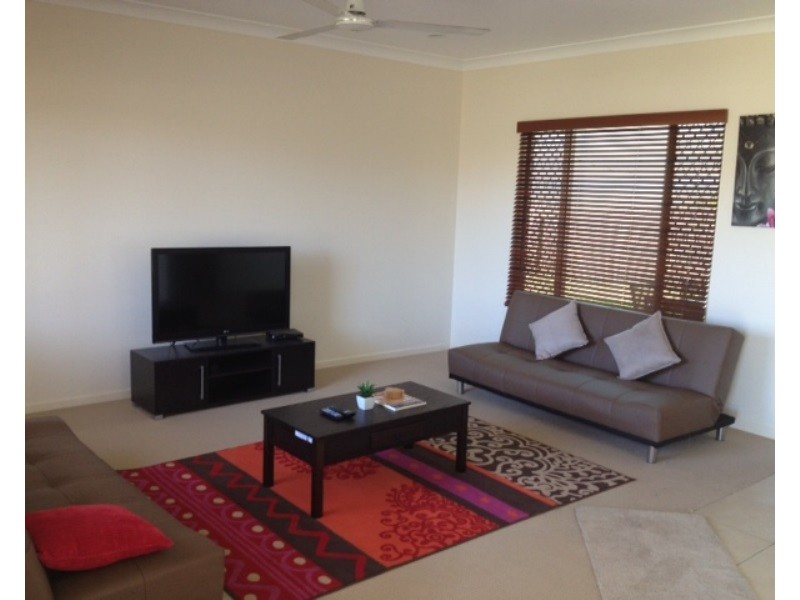 2 Second Close, Bowen QLD 4805