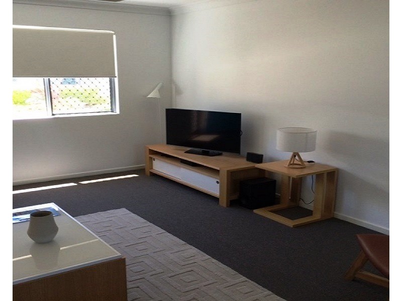 2/6 Brisbane, Bowen QLD 4805