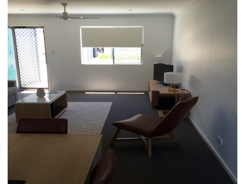 2/6 Brisbane, Bowen QLD 4805