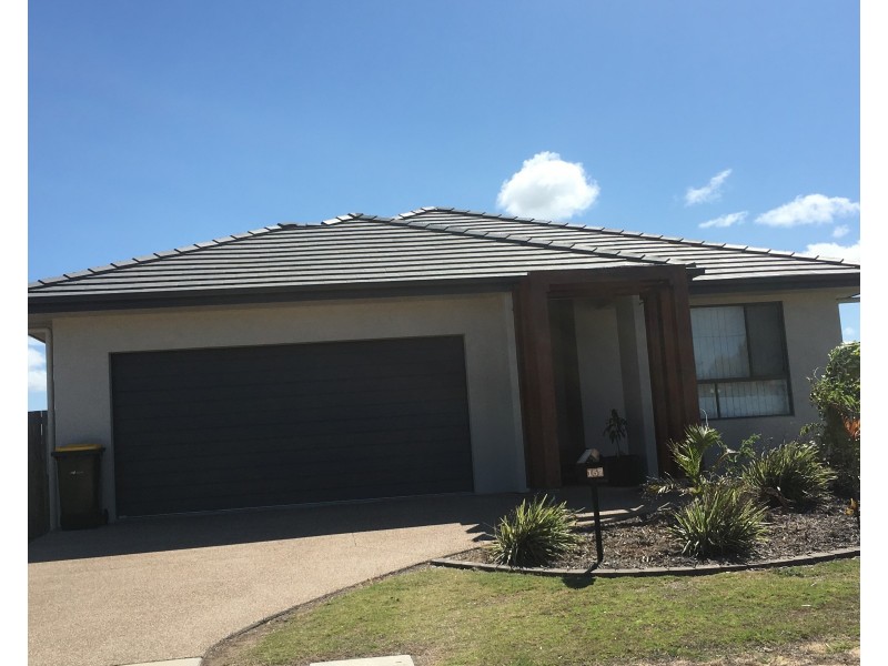 157 Queens Road, Bowen QLD 4805