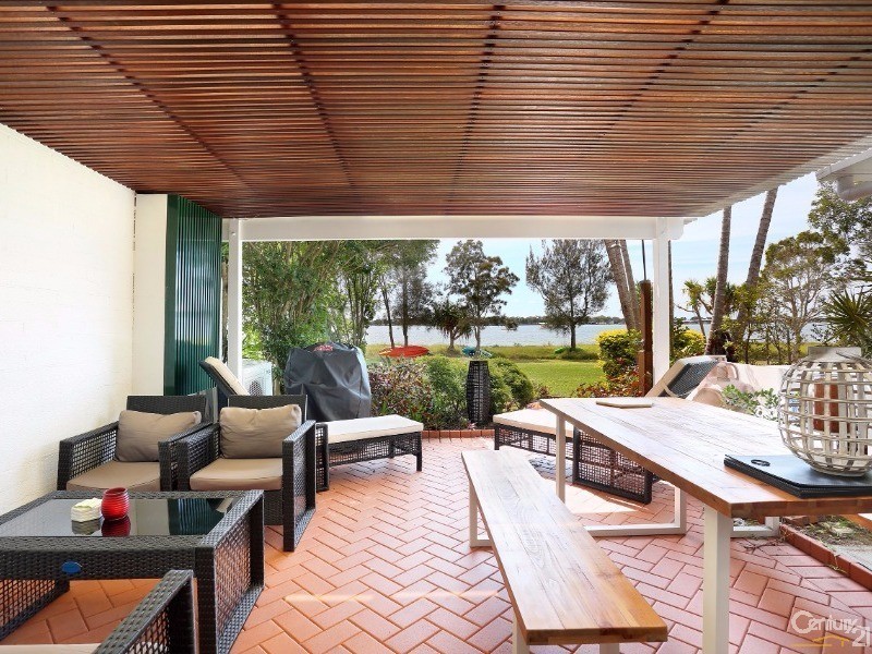 3A/16 Spinnaker Drive, Sandstone Point QLD 4511
