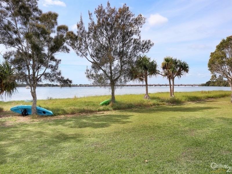 3A/16 Spinnaker Drive, Sandstone Point QLD 4511