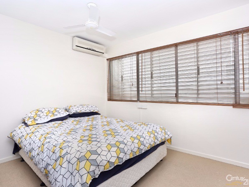3A/16 Spinnaker Drive, Sandstone Point QLD 4511