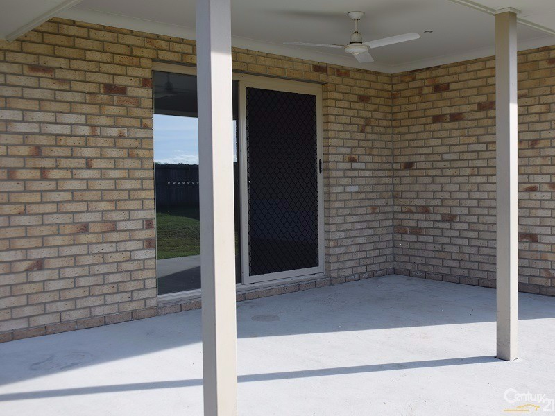 38 Ningi Waters Drive, Ningi QLD 4511