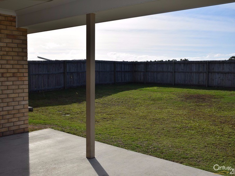 38 Ningi Waters Drive, Ningi QLD 4511