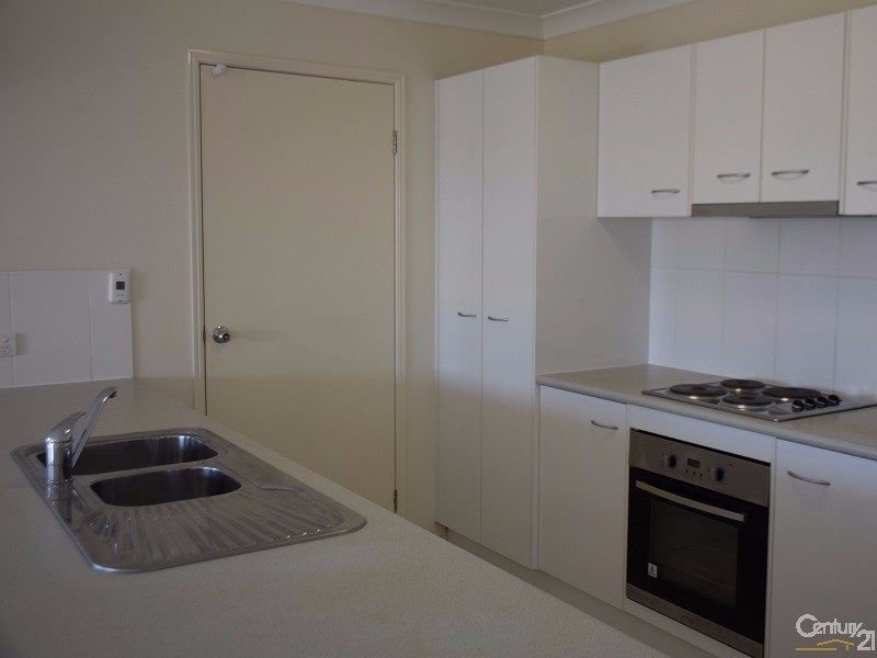 38 Ningi Waters Drive, Ningi QLD 4511
