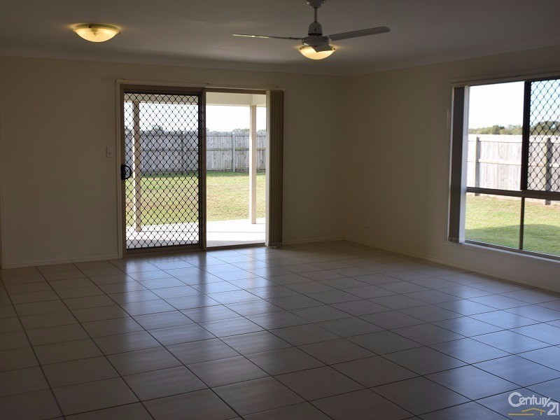 38 Ningi Waters Drive, Ningi QLD 4511